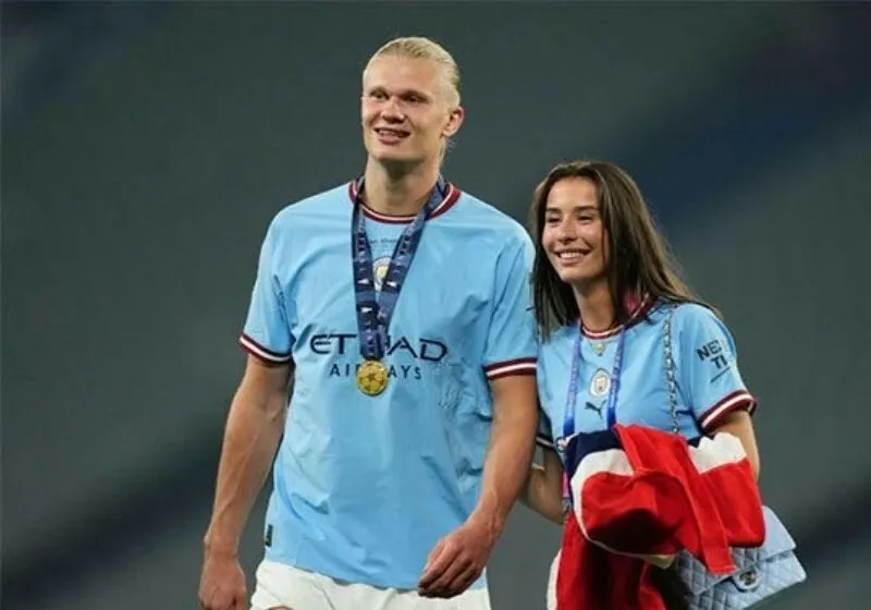erling-haaland-va-nguoi-yeu-1