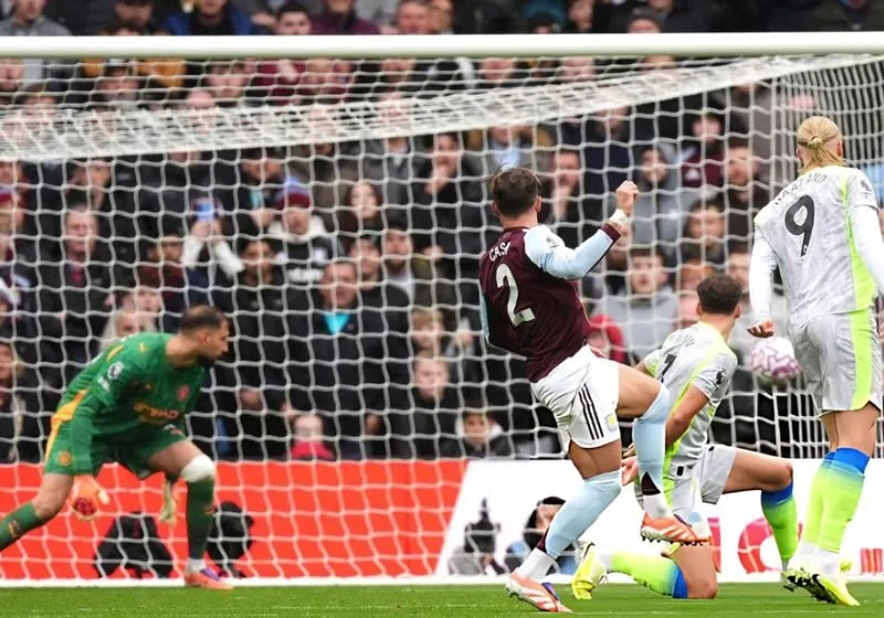 VAR từ chối Haaland